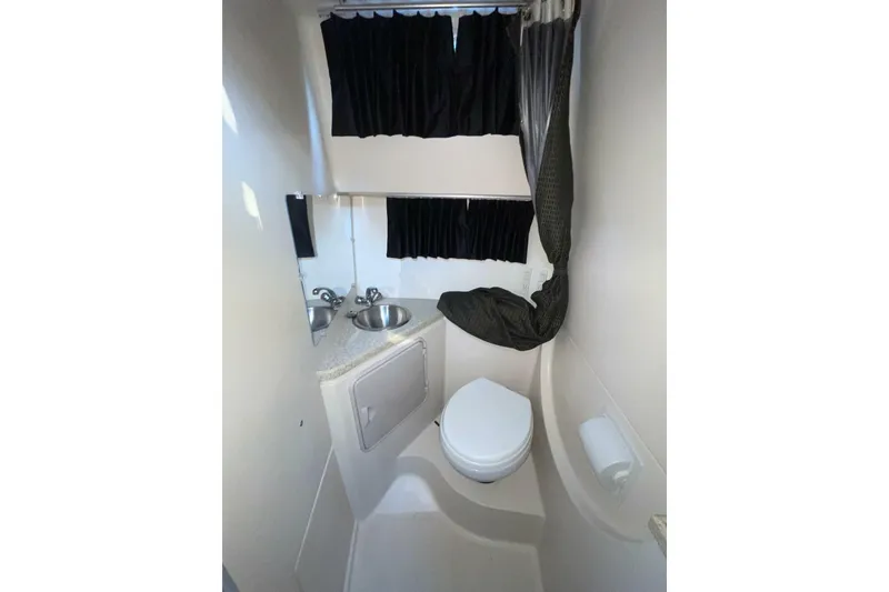 Slide: The Image of Regal 3060 Window Express 2008 - 7391714
