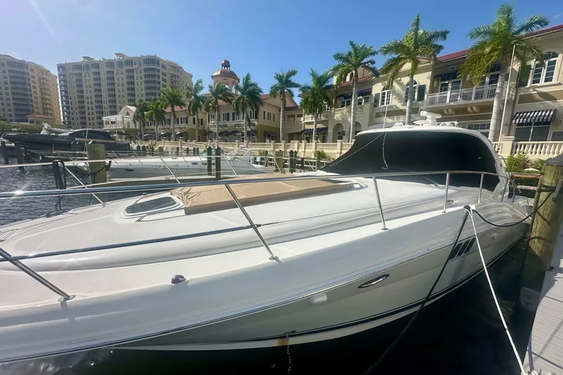 The Image of Sea Ray 44 Sundancer 2007 - 7238146