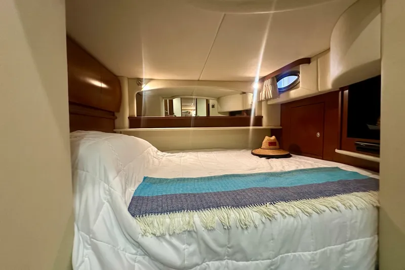 Slide: The Image of Sea Ray 44 Sundancer 2007 - 7153661