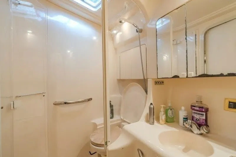 Slide: The Image of Sea Ray 380 Sundancer 1999 - 7243339