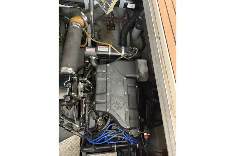 Slide: The Image of Sea Ray 380 Sundancer 1999 - 7243366