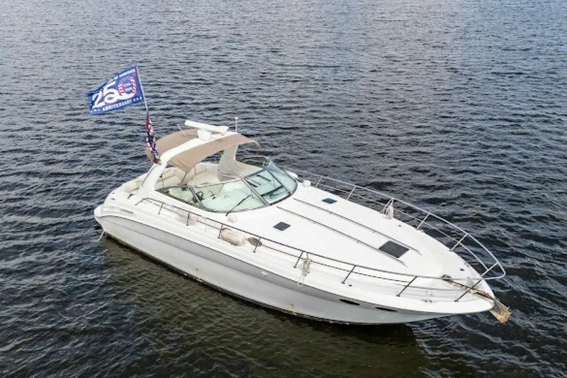 Slide: The Image of Sea Ray 380 Sundancer 1999 - 7243329
