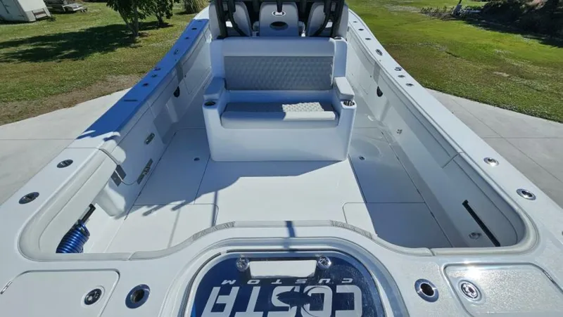 Slide: The Image of Costa Custom 34SV 2025 - 7154946