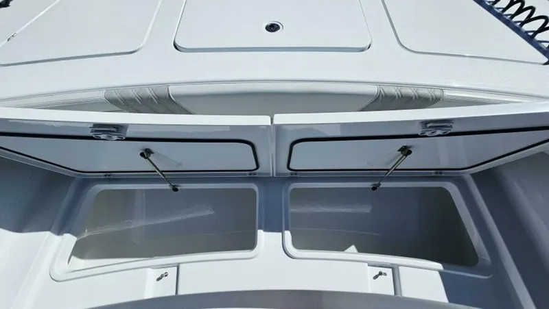 Slide: The Image of Costa Custom 34SV 2025 - 7154915