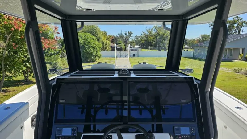 Slide: The Image of Costa Custom 34SV 2025 - 7154926