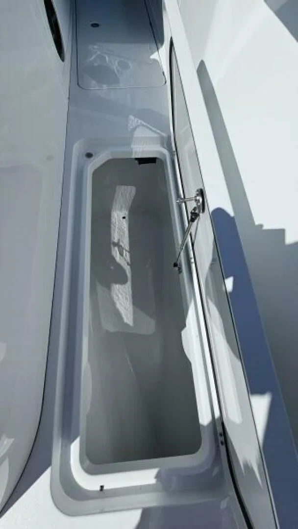 Slide: The Image of Costa Custom 34SV 2025 - 7154919