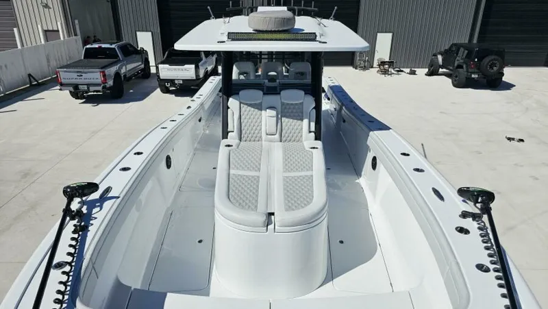 Slide: The Image of Costa Custom 34SV 2025 - 7154909