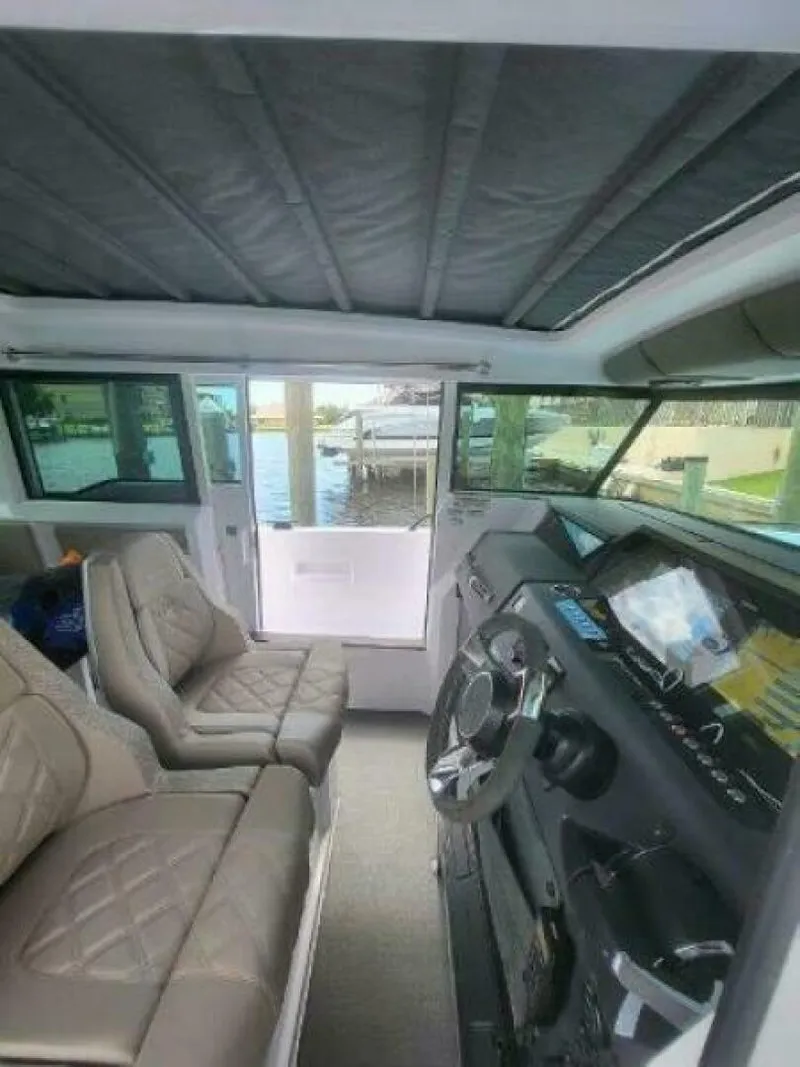 Slide: The Image of Axopar 37 XC CROSS CABIN 2024 - 7155016