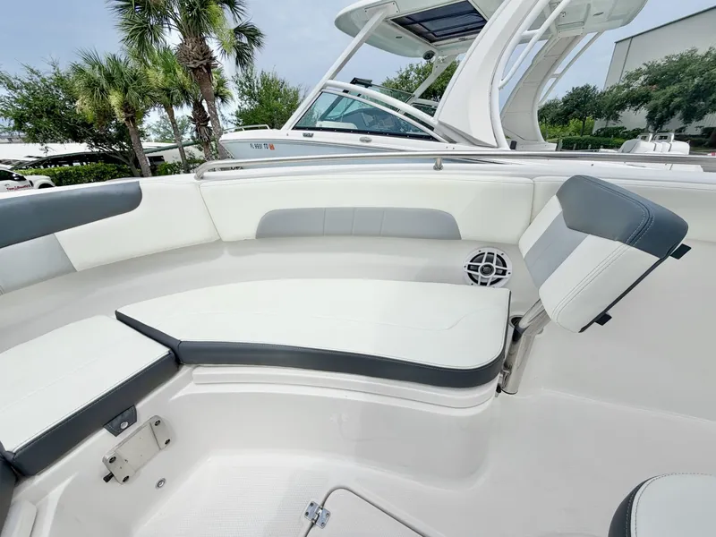 Slide: The Image of Robalo 22 2024 - 7155069