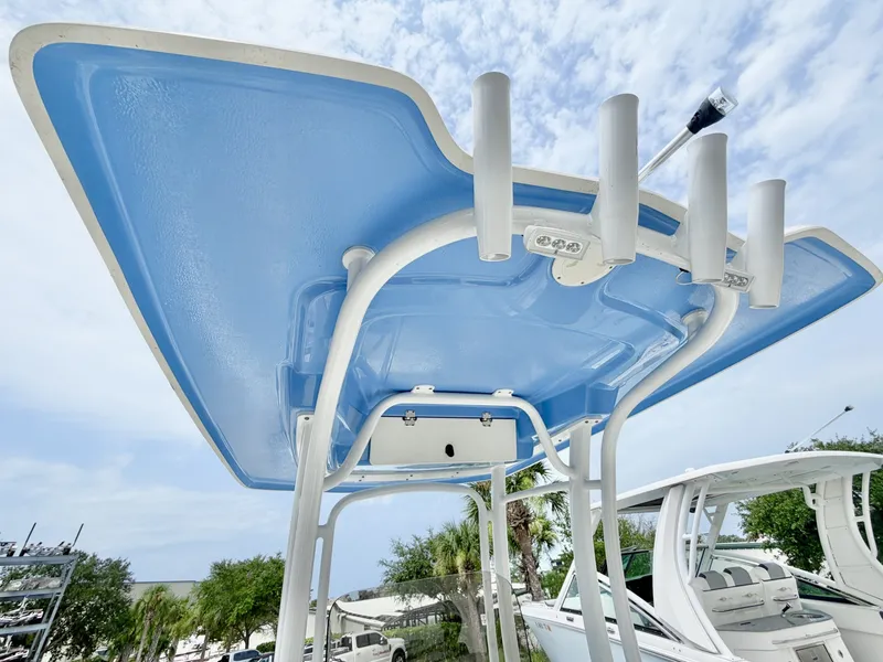 Slide: The Image of Robalo 22 2024 - 7155064