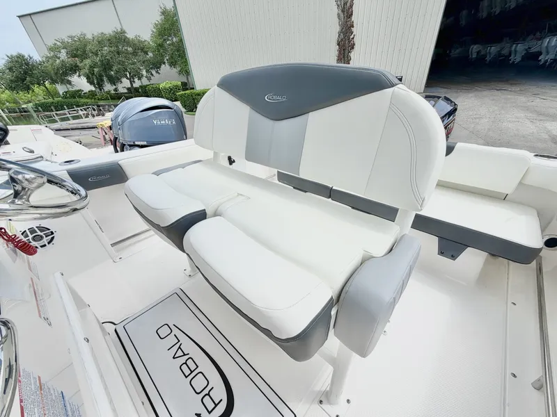 Slide: The Image of Robalo 22 2024 - 7155065