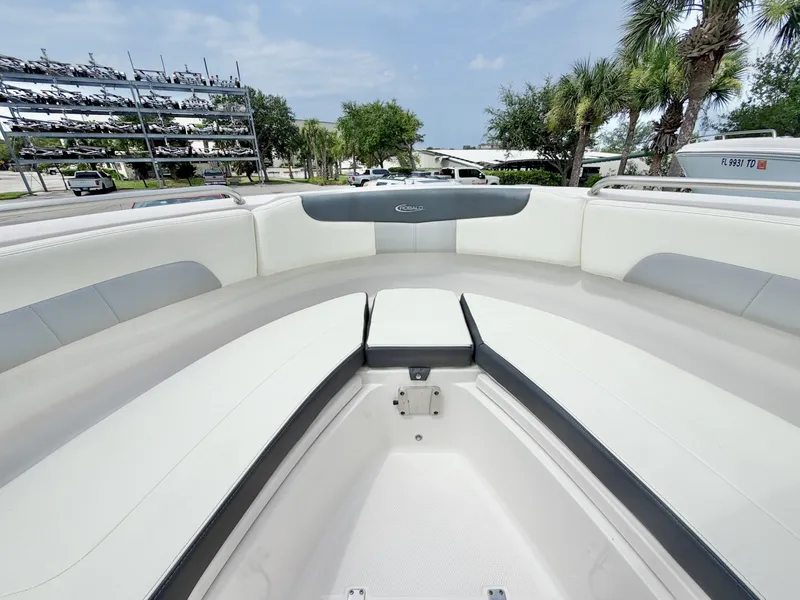 Slide: The Image of Robalo 22 2024 - 7155070