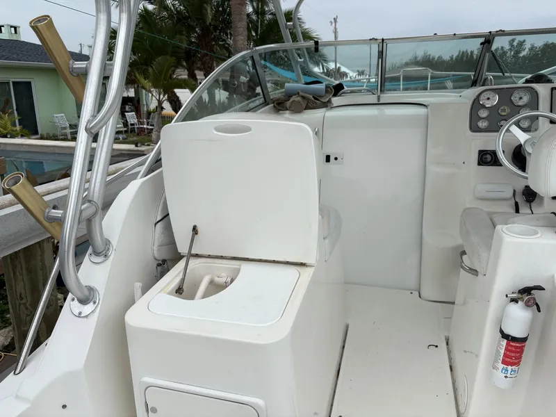 Slide: The Image of Wellcraft 270 Coastal 2003 - 7227930