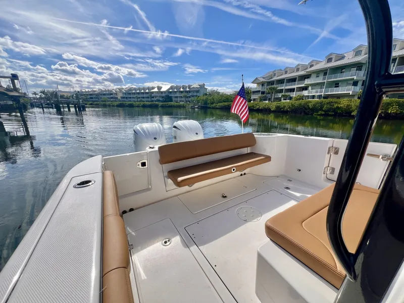 Slide: The Image of Robalo R302 Center Console 2025 - 7155335