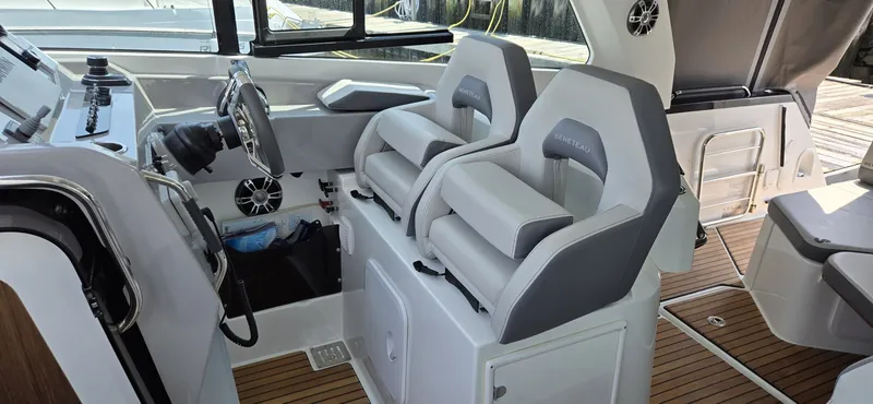 Slide: The Image of Beneteau Gran Turismo 2021 - 7156575
