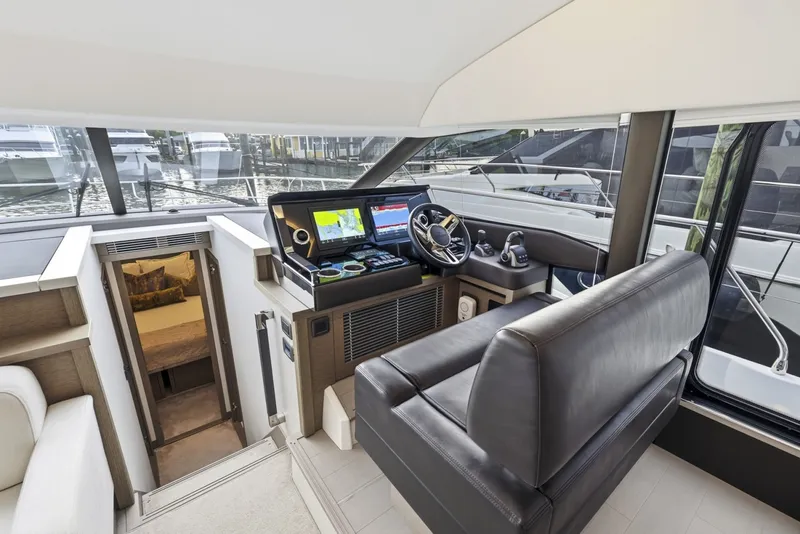 Slide: The Image of Prestige 520 Fly 2023 - 7155479