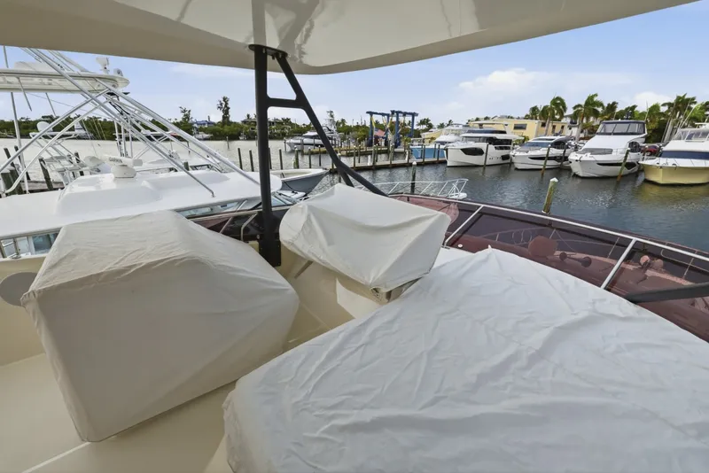 Slide: The Image of Prestige 520 Fly 2023 - 7155468