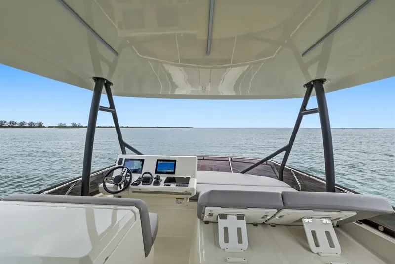 Slide: The Image of Prestige 520 Fly 2023 - 7155464