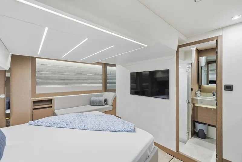 Slide: The Image of Prestige 520 Fly 2023 - 7155494