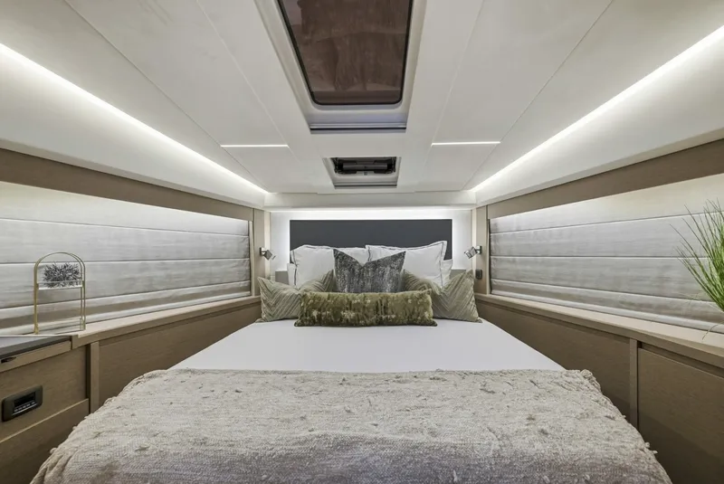 Slide: The Image of Prestige 520 Fly 2023 - 7155492