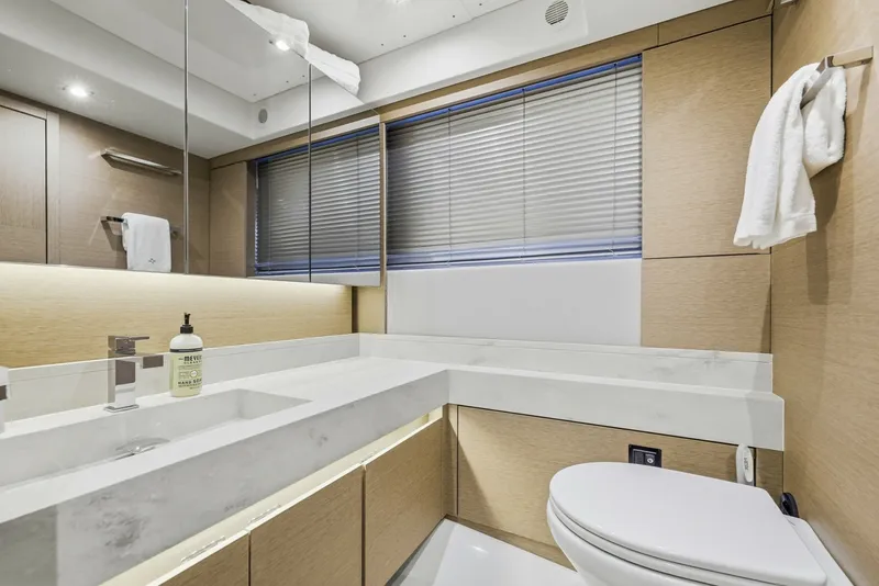 Slide: The Image of Prestige 520 Fly 2023 - 7155499