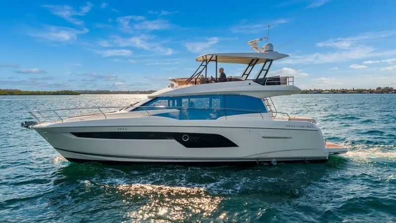 Slide: The Image of Prestige 520 Fly 2023 - 7155432
