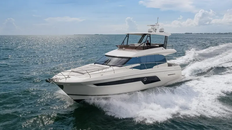 Slide: The Image of Prestige 520 Fly 2023 - 7155435