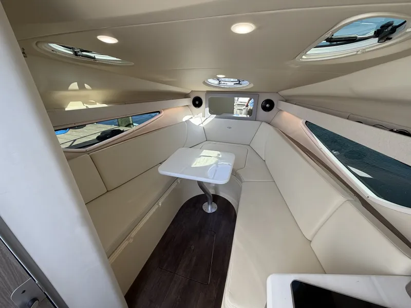 Slide: The Image of Regal 28 Express 2020 - 7155533