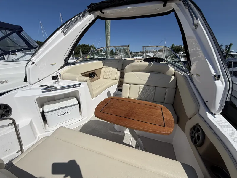 Slide: The Image of Regal 28 Express 2020 - 7155517