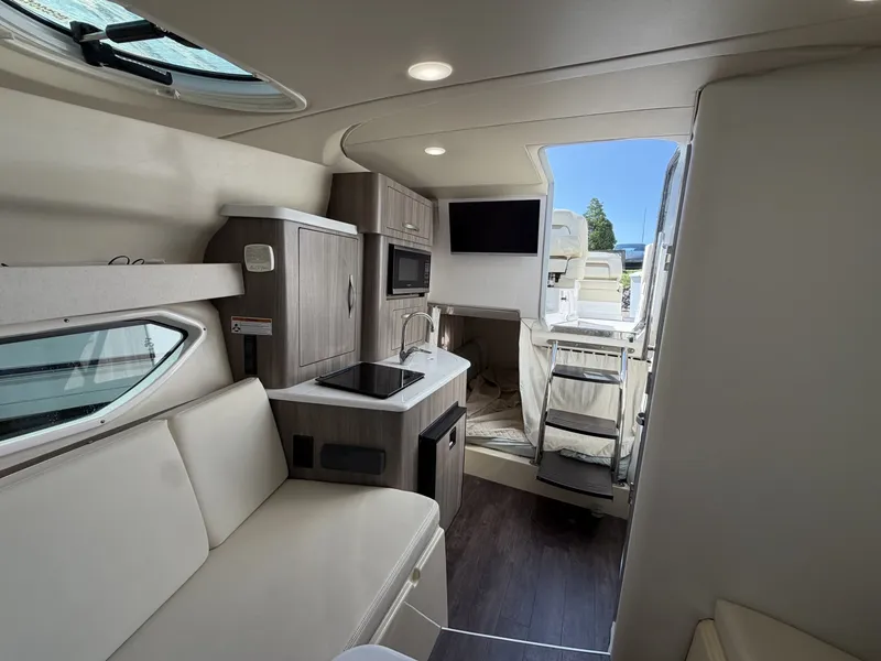 Slide: The Image of Regal 28 Express 2020 - 7155536