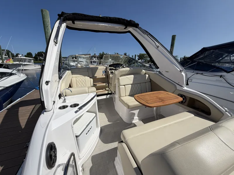 Slide: The Image of Regal 28 Express 2020 - 7155516