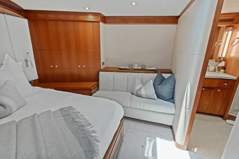 Slide: The Image of Ocean Alexander 90 Skylounge 2012 - 7156286