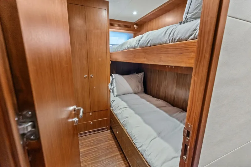 Slide: The Image of Ocean Alexander 90 Skylounge 2012 - 7156336