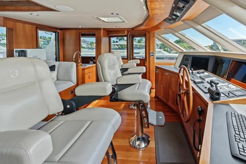 Slide: The Image of Ocean Alexander 90 Skylounge 2012 - 7156330