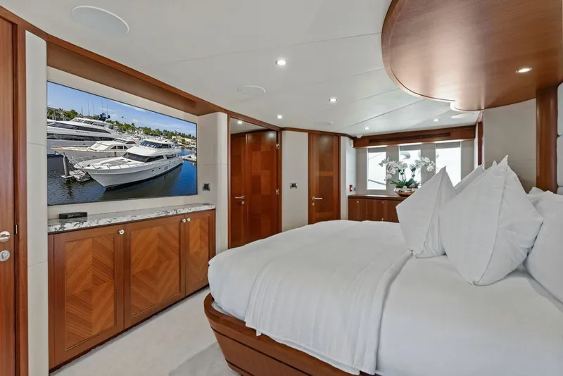 Slide: The Image of Ocean Alexander 90 Skylounge 2012 - 7156292