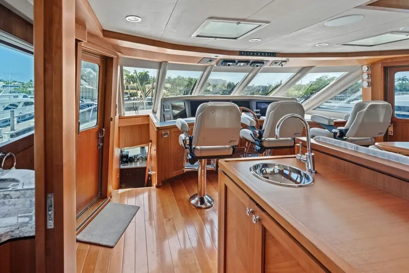 Slide: The Image of Ocean Alexander 90 Skylounge 2012 - 7156335