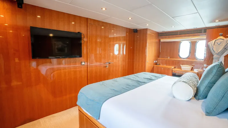 Slide: The Image of Monte Fino Motor Yacht 2015 - 7155742
