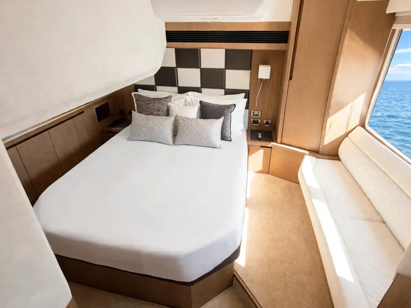 Slide: The Image of Galeon 48 2019 - 7156144
