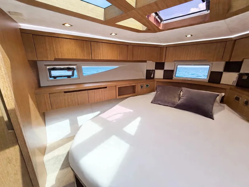Slide: The Image of Galeon 48 2019 - 7156126