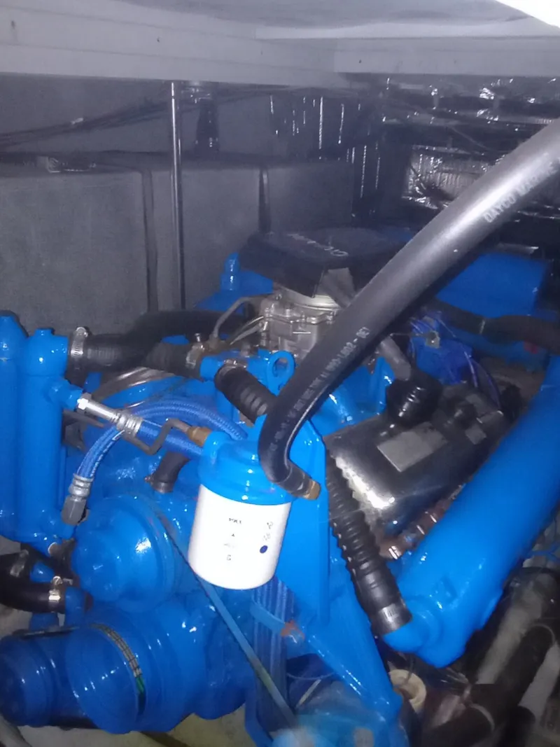 Slide: The Image of Imgi_52_1991 Silverton Aft Cabin Power 10266863 20260729120031568 41 - 7155952