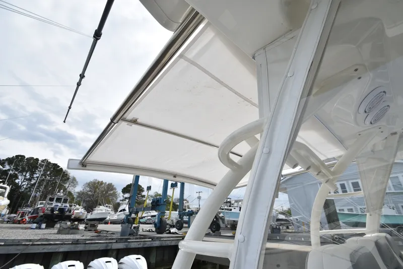 Slide: The Image of Regulator Marine 41 2019 - 7156200
