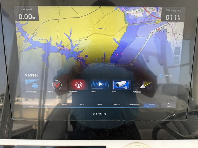 Slide: The Image of Regulator Marine 41 2019 - 7156167