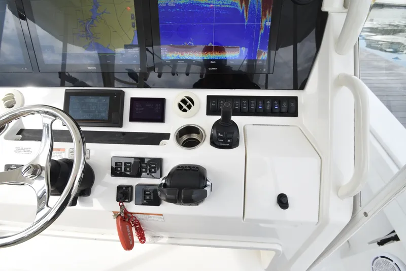 Slide: The Image of Regulator Marine 41 2019 - 7156209