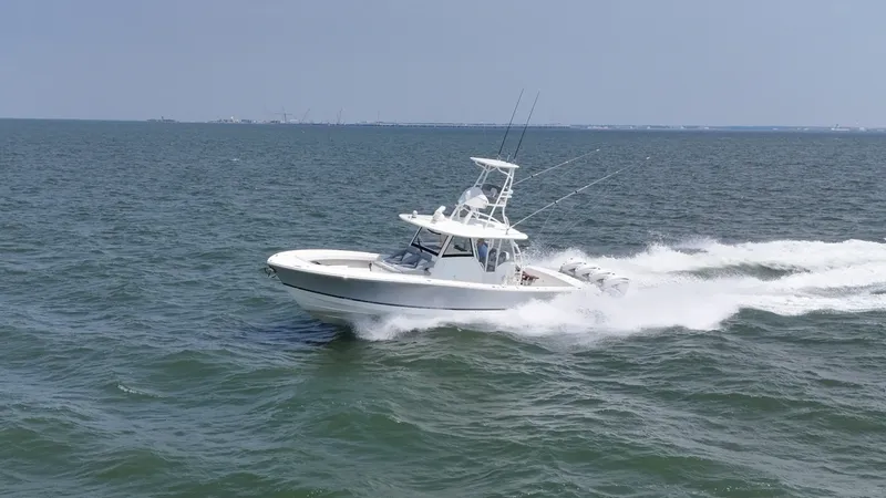 Slide: The Image of Regulator Marine 41 2019 - 7156152