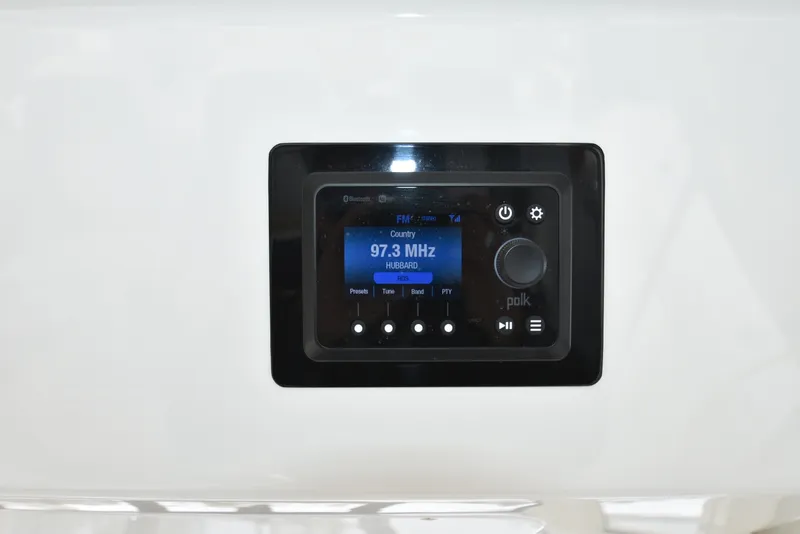 Slide: The Image of Regulator Marine 41 2019 - 7156211