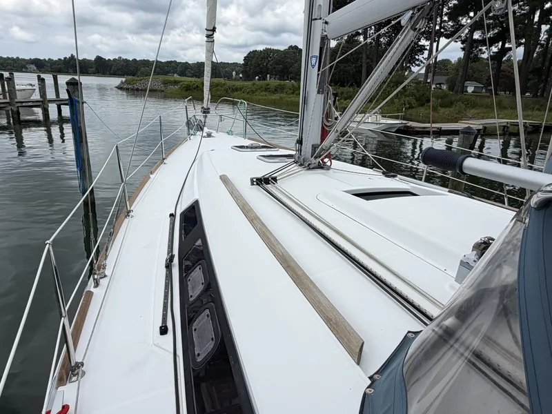 Slide: The Image of Beneteau Oceanis 37 2013 - 7465004