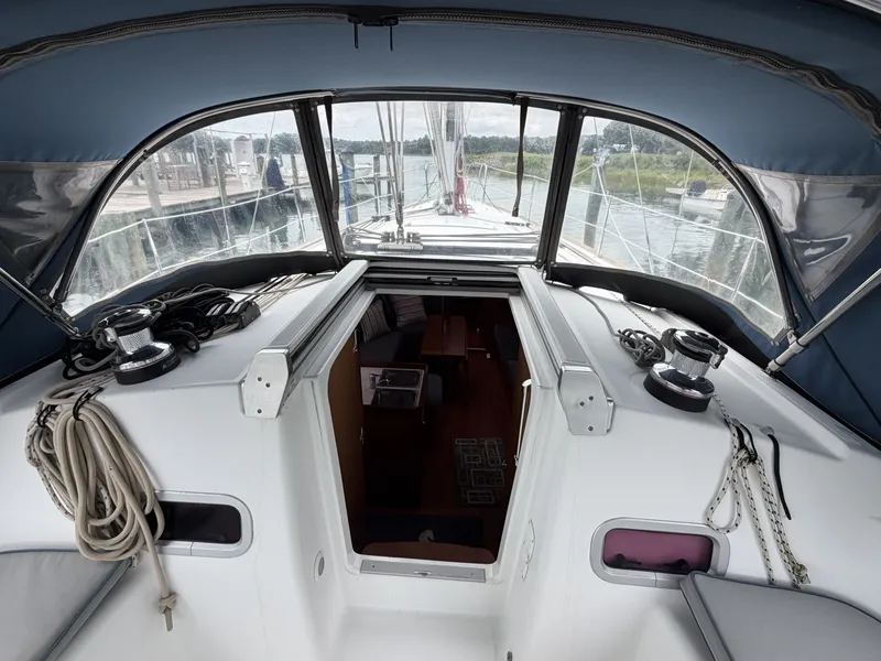 Slide: The Image of Beneteau Oceanis 37 2013 - 7465014