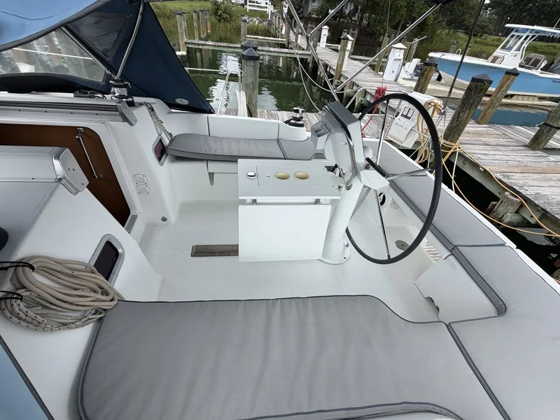 Slide: The Image of Beneteau Oceanis 37 2013 - 7465010
