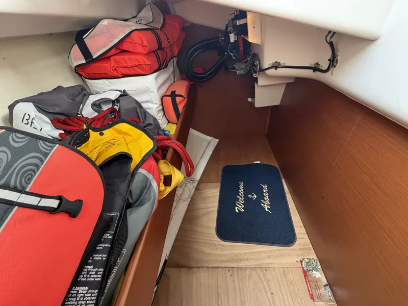 Slide: The Image of Beneteau Oceanis 37 2013 - 7465104