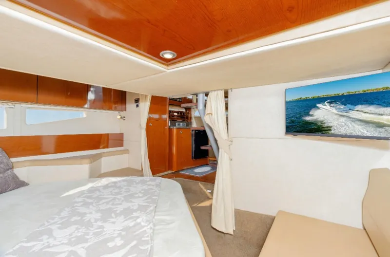 Slide: The Image of Sea Ray 370 Venture 2013 - 7156618